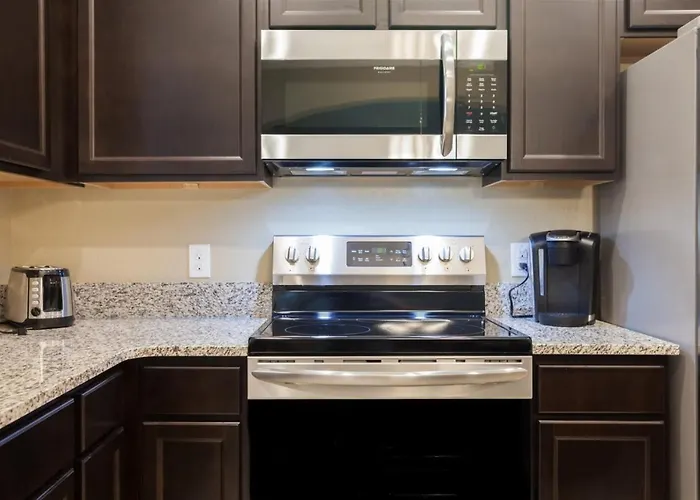Gated Townhouse With Heated Pool, Hot Tub, Near Us60 Ferienhaus Mesa