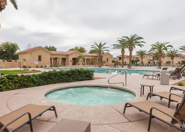 Ferienhaus Gated Townhouse With Heated Pool, Hot Tub, Near Us60
