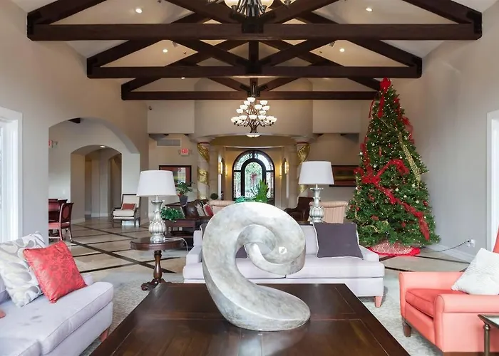 Gated Townhouse With Heated Pool, Hot Tub, Near Us60