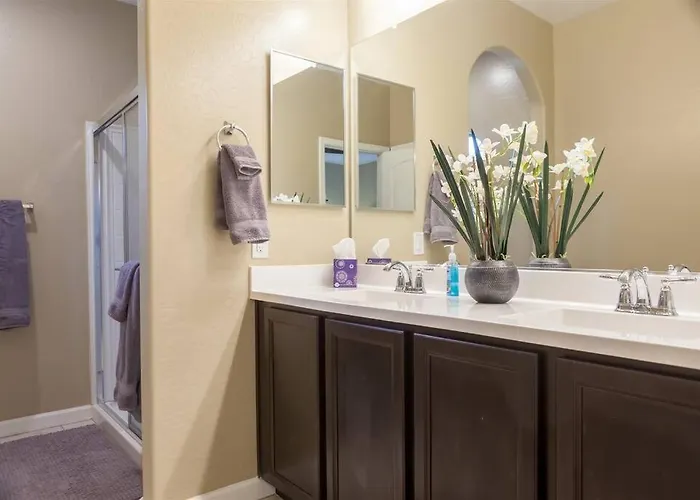 Gated Townhouse With Heated Pool, Hot Tub, Near Us60 Ferienhaus *