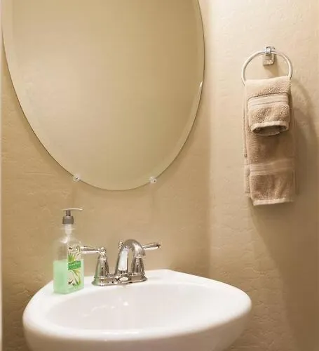 Ferienhaus Gated Townhouse With Heated Pool, Hot Tub, Near Us60 *